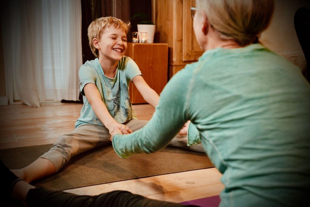Yoga for børn til hele familien, hjemme i din stue